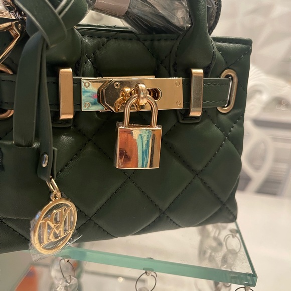 Badgley Mischka Green Shoulder Bag - Picture 3 of 8